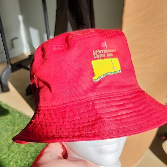 Red Hat with Golf Graphic - Picture 2 of 6